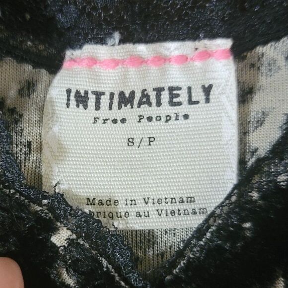 Intimately Free People Velvet Detail Dress Sz S - Picture 4 of 4